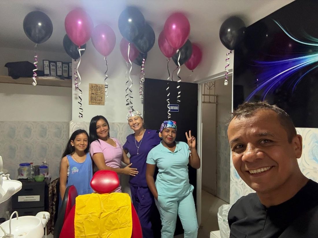 El equipo de Grupo Dental Edufharma